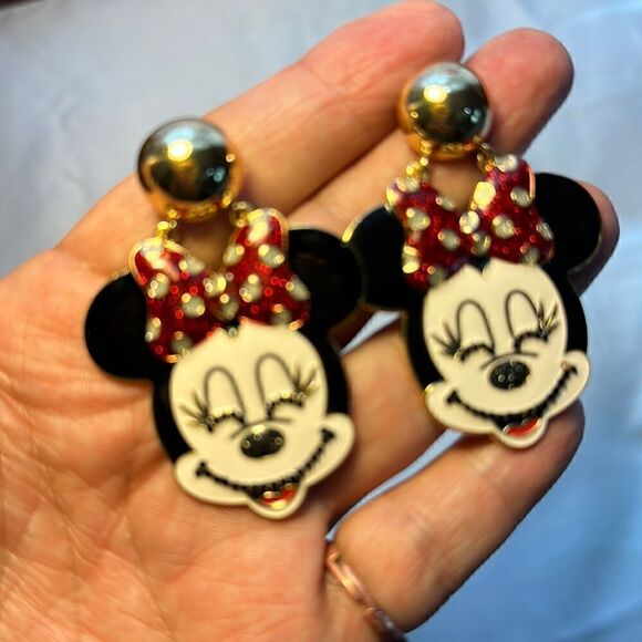 Pierced Earrings Disney Baublebar Minnie Post Hearts Sparkling Rhinestones - Picture 4 of 7